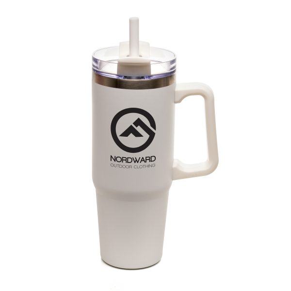 900ml double walled, recycled stainless steel travel mug with built in recycled PP handle, EVA foam bottom pad and a powder coated finish. Featuring a clear lid, recycled PP plastic coloured slider, RPE coloured straw and silicone seal. BPA & PVC free.