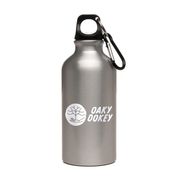 400ml single-walled recycled aluminium bottle is lightweight and durable, featuring a black recycled PP plastic screw-on cap and carabineer clip for easy attachment. BPA & PVC-free, it’s available in various colours and perfect for on-the-go hydration. Ideal for branding and promotional giveaways!