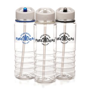 OBP certified (Ocean Bound Plastic) 750ml single walled, transparent made from 98% recycled ocean bound plastic with straw, lid with handle, ring and fold down sipper all made from Ocean Bound Plastic. The bottom half of the bottle is ridged for ease of grip. BPA & PVC free.