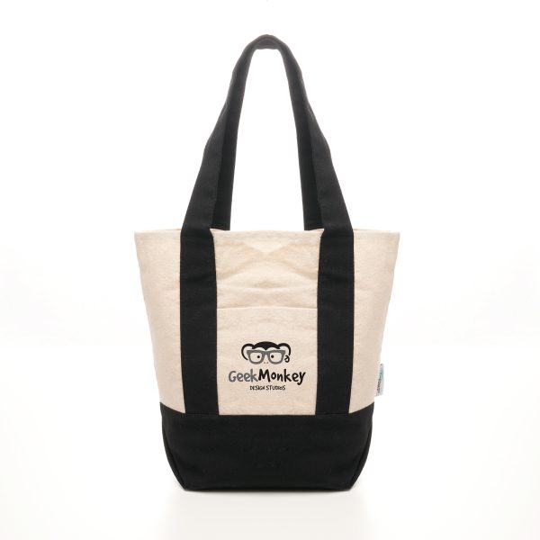 Natural 10oz cotton tote made from 100% naturally dyed and recycled cotton canvas with a prominent print area for your company’s logo.