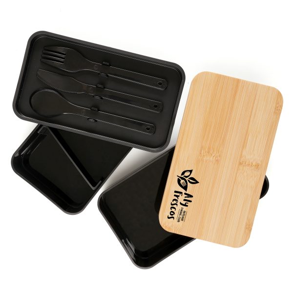 Enjoy meals on the go with our double-stacked lunch box, crafted from recycled PP plastic with a natural bamboo lid. It includes a handy recycled PP plastic knife, fork, and spoon set, all secured neatly with an elastic band for safe, compact carrying. Perfect for stylish, eco-conscious lunches anywhere!